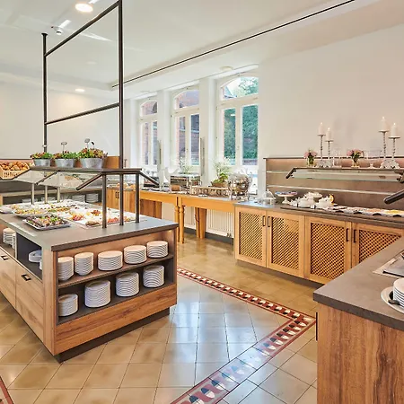 Hotel Mutterhaus 4*