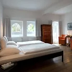 Mutterhaus 4*