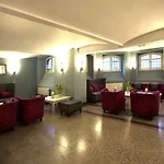 Mutterhaus 4* Düsseldorf