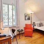 Hotel Mutterhaus 4*
