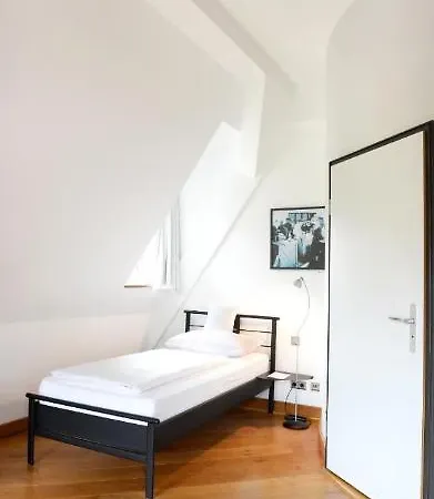 Mutterhaus Dusseldorf
